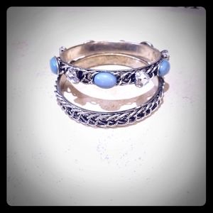 Set of 2 Bangle Bracelets